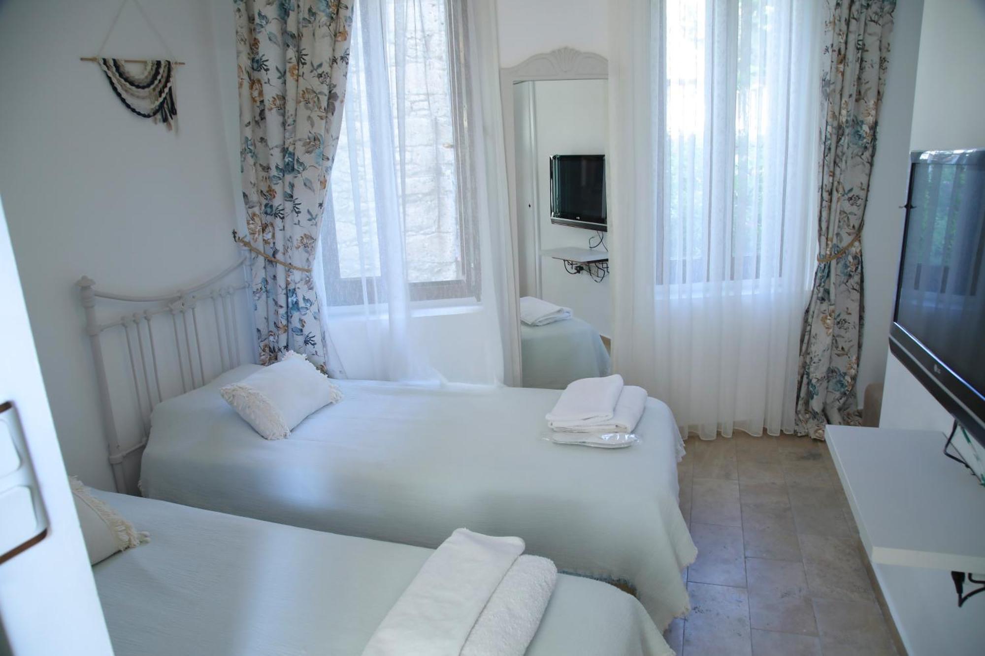 Apaz Alacati Hotel Кешме Экстерьер фото